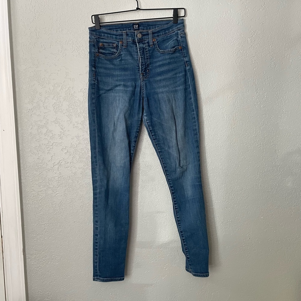 Gap true skinny jeans